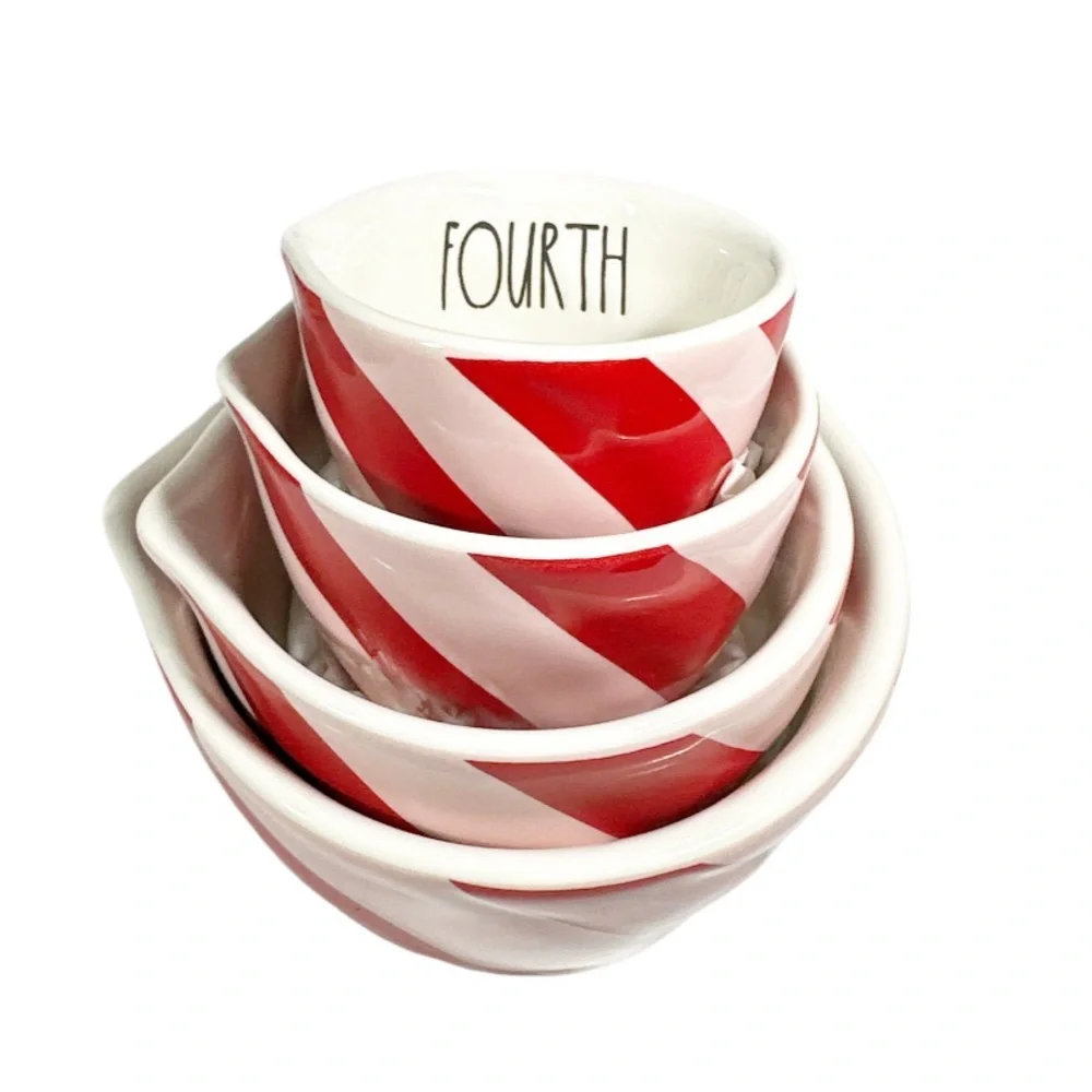 NEW Rae Dunn Valentine’s Day/Christmas PINK CANDY CANE Measuring Cup Set/4